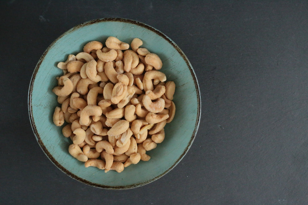 The Health Benefits of Cashews: Unveiling the Powerhouse of Nutrition