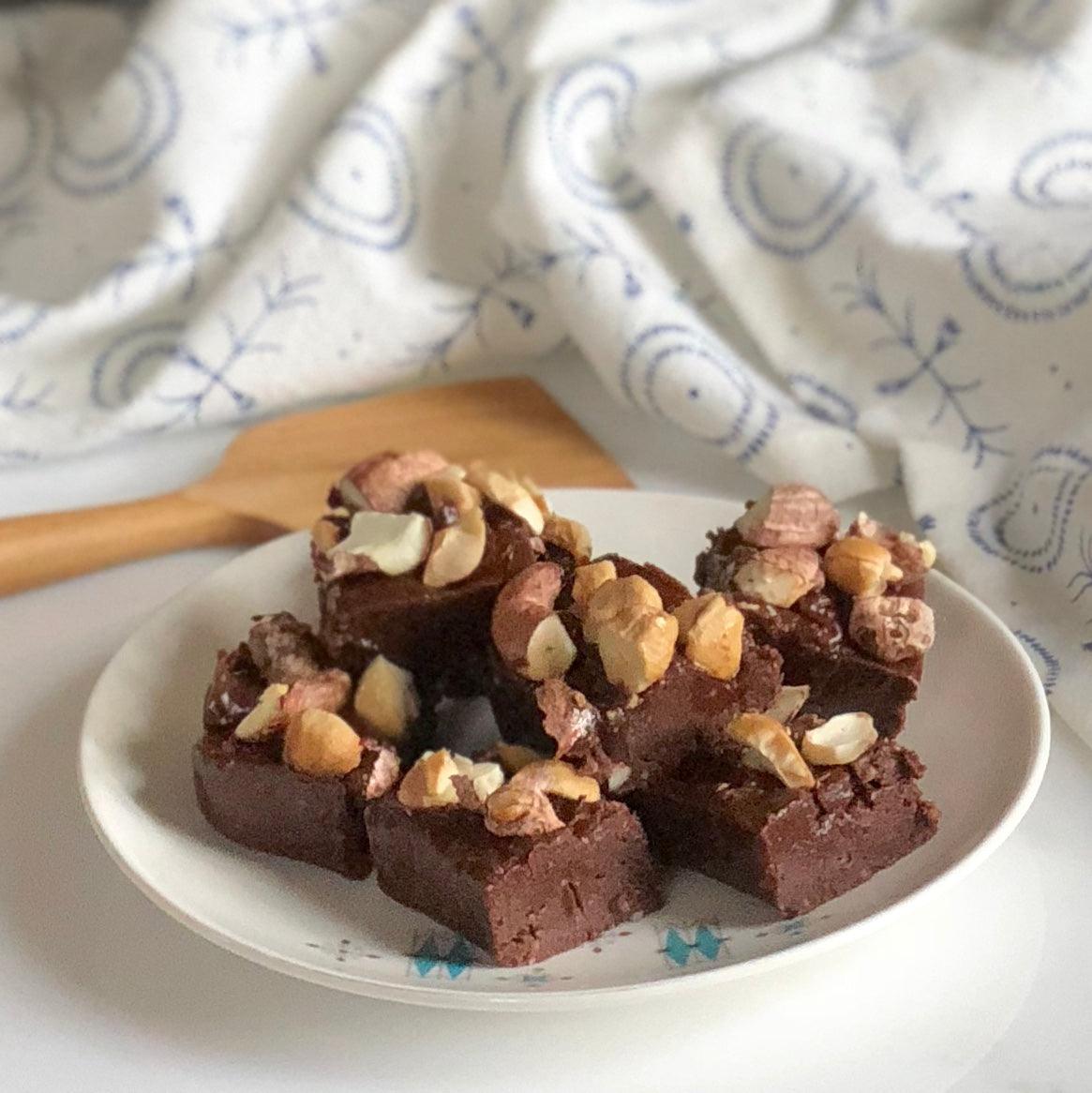 90 Second Chocolate Fudge with Cashews - KARMA NUTS